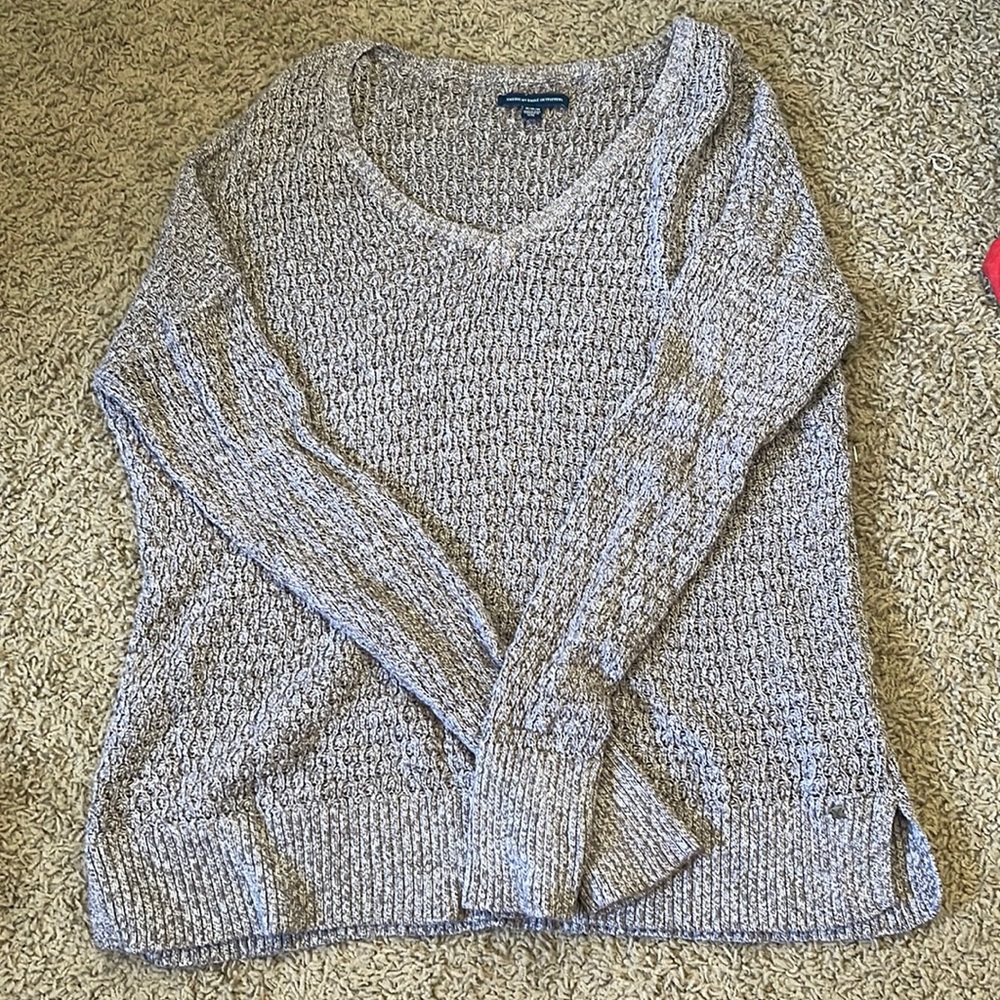 American eagle sweater